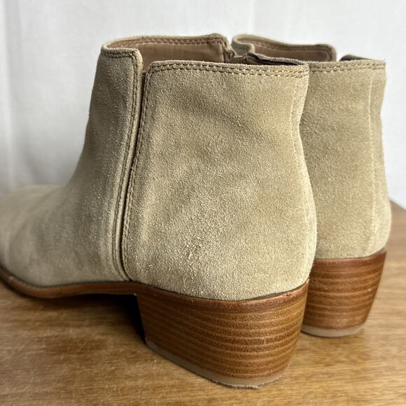 Antonio Melani Light Tan Suede Ankle Boots Size 10 Ash Cream Color Western Shoe - Picture 6 of 11